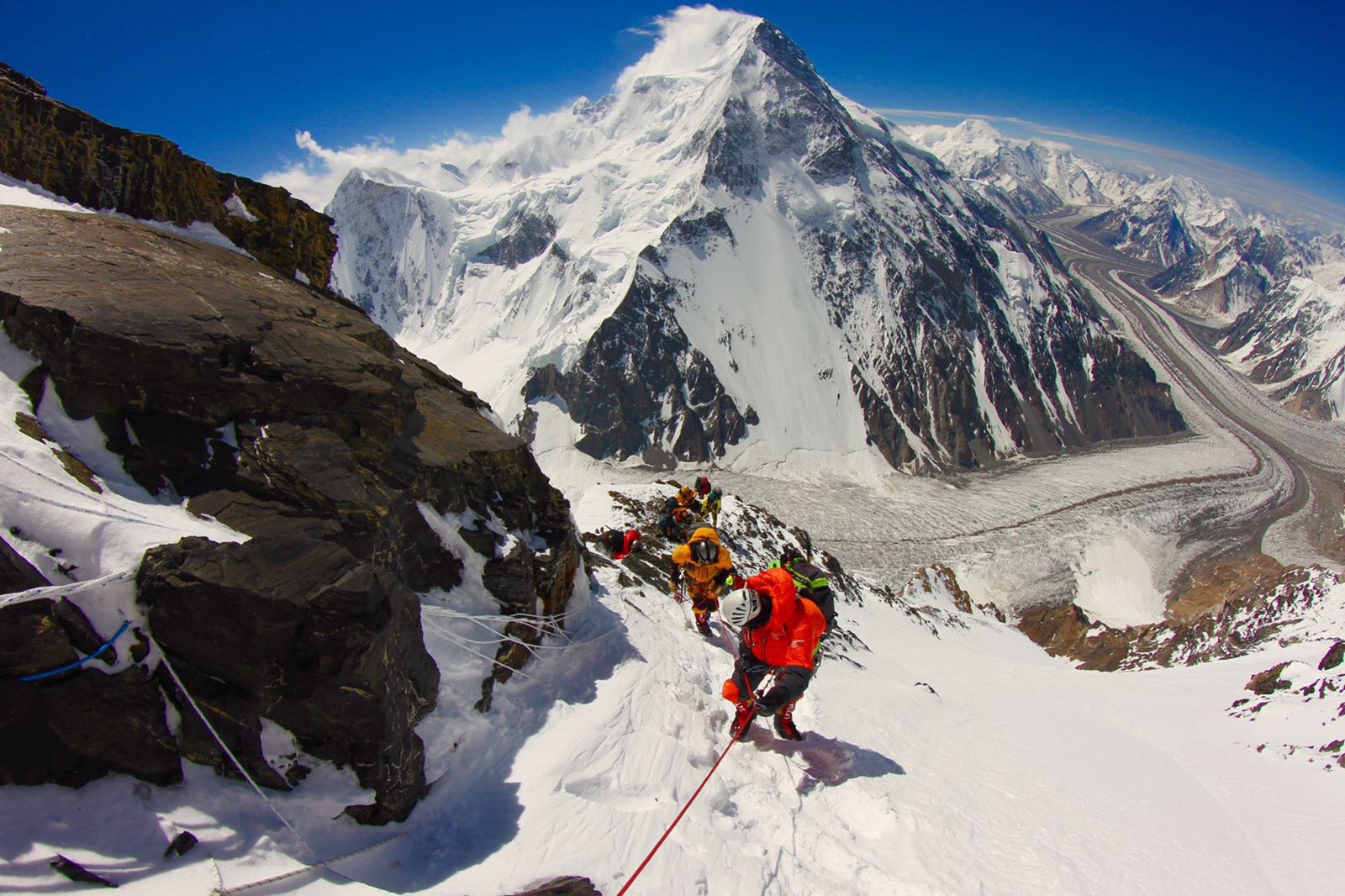 Climbers Ascend K2 s Black Pyramid Of The Abruzzi Spur Climbers Ascend K2 s Black Pyramid Of The Abruzzi Spur