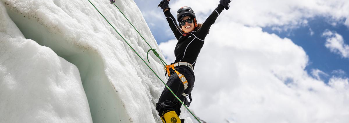 Our climber, Nelly Attar celebrating a successful ascent while ice climbing today. (📸: @terray_s)