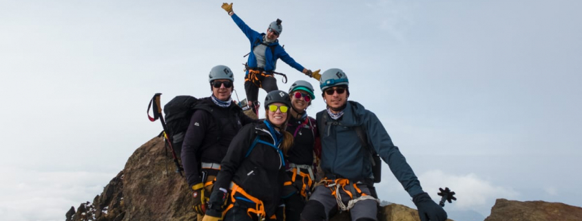 The team on the summit of Illiniza Norte!