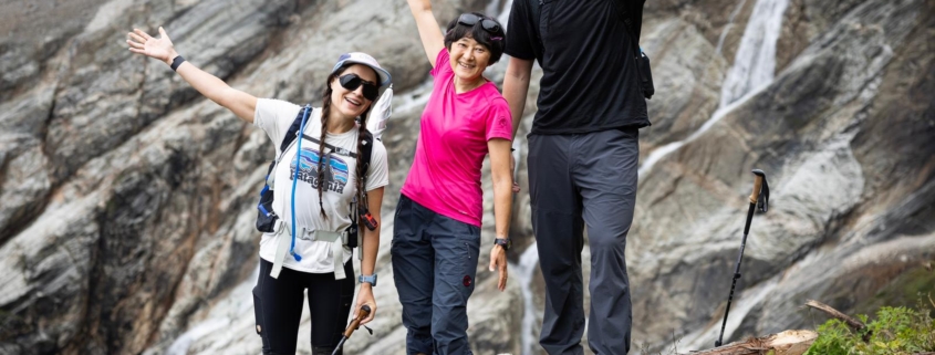 The team acclimatizing on the trail to base camp! (Photo by Terray Sylvester)