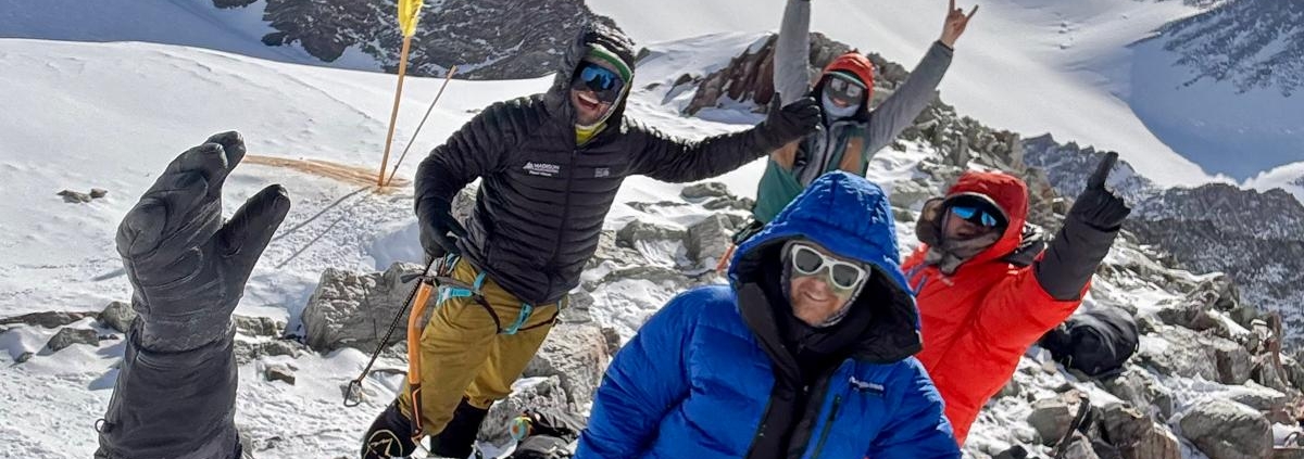 The team all together on a beautiful day on Mount Vinson!