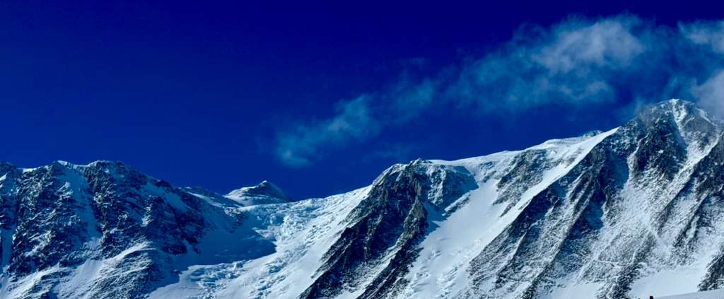 On the move from Vinson Base Camp to Low Camp
