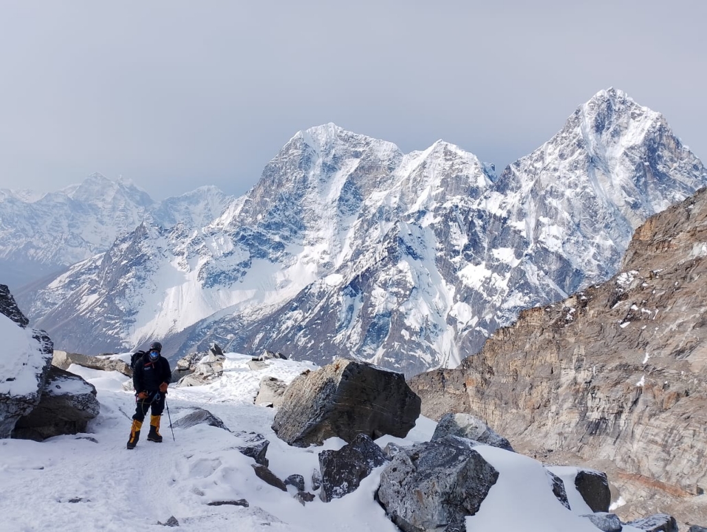 Excellent views while climbing Lobuche East!