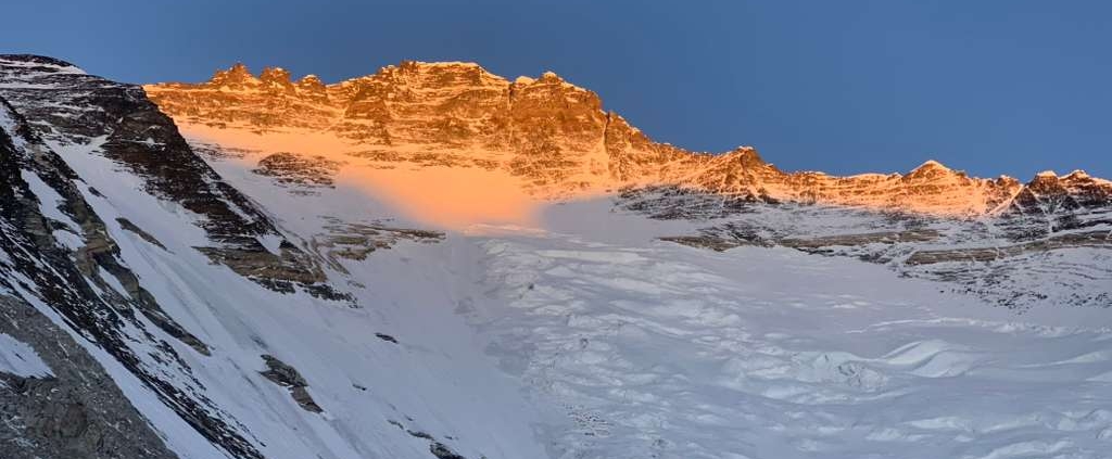 Alpenglow on Lhotse