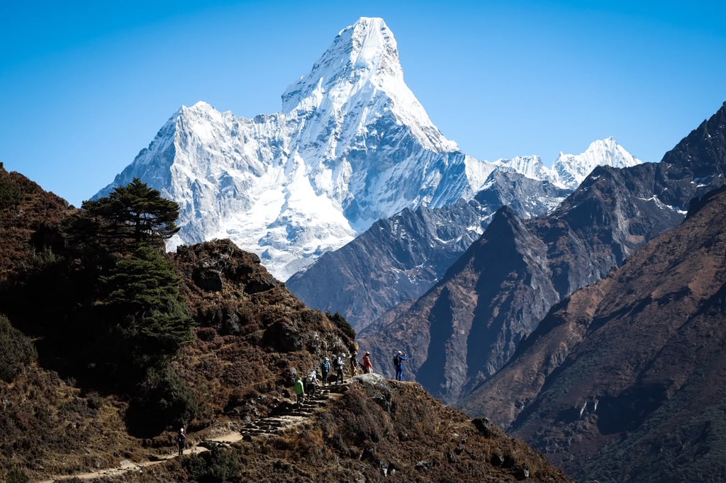 A spectacular day in the Khumbu (photo by Terray Sylvester)